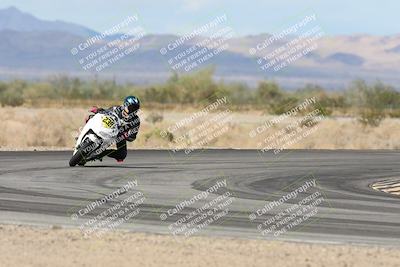 media/Nov-16-2025-Race Pace (Sun) [[8c5fa54630]]/Verified Riders/7-Turn 4 (1155am)/